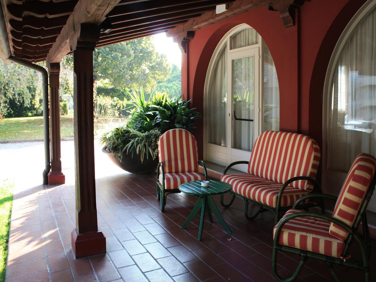 Hotel La Primula San Quirino Экстерьер фото